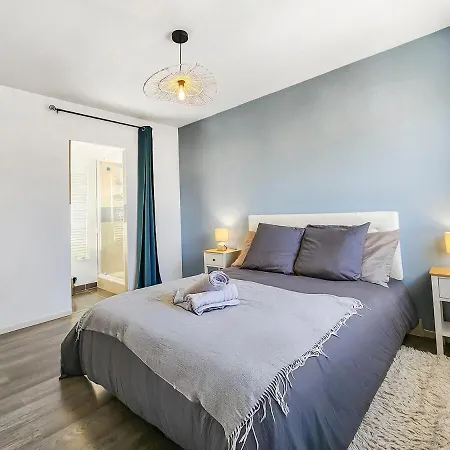 Cote & Vigne - Cozy With Swimming Pool Vila